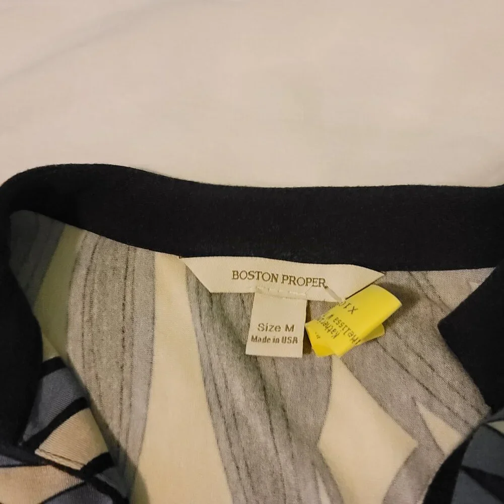 Women's Long sleeve Geometric dress, size M (6 - 8 ), just above the knee - Picture 5 of 5